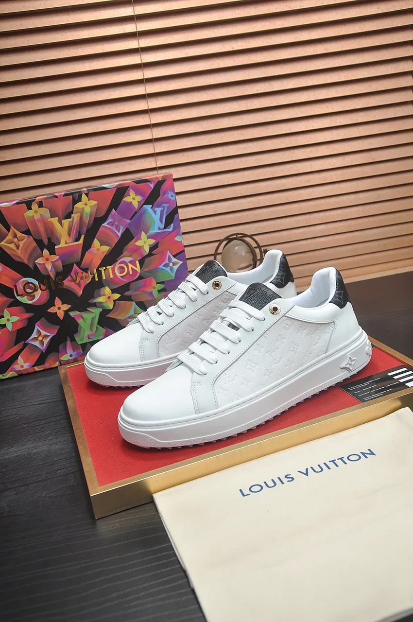 Men's shoes 💰540💶[LOUIS VUITTON] Original order price (water-dyed cowhide lining) new model 🍀LV Louis Vuitton * - top version of LV classic trendy shoes! Made of imported original cowhide, water-dyed cowhide lining, and original wear-resistant rubber outsole! High quality products! Code number 38-45 (45 is custom-made and cannot be returned or exchanged)